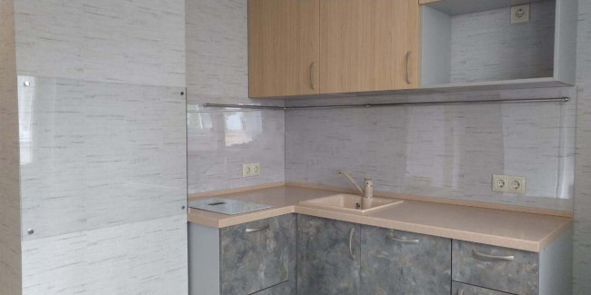 Прозрачный фартук для кухни из монолитного поликарбоната 600*840*3 мм Прозрачный фартук для кухни из монолитного поликарбоната 600*840*3 мм